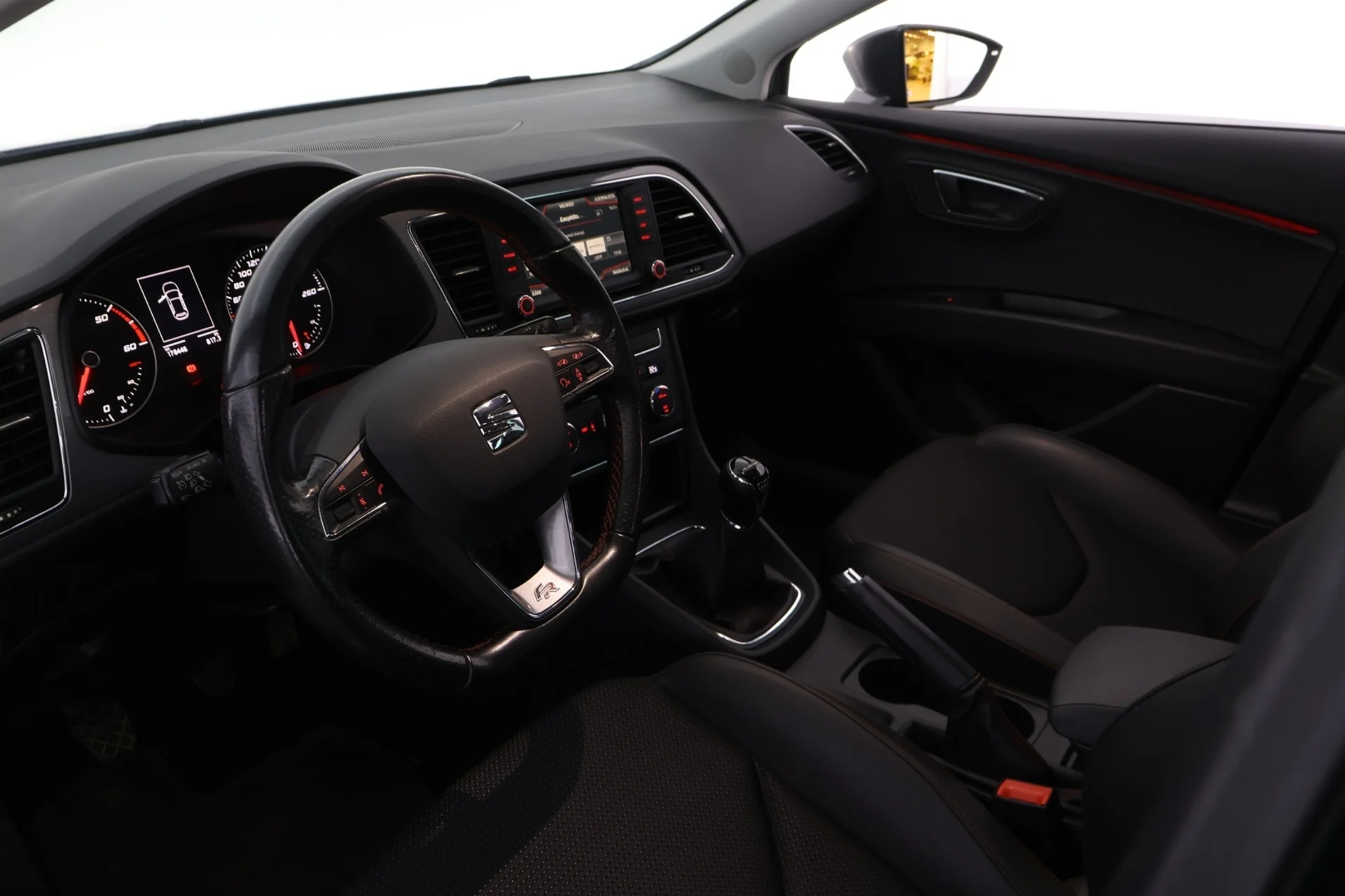 Car Image - 3QXMvNztwPxrMyxtFk8gdB
