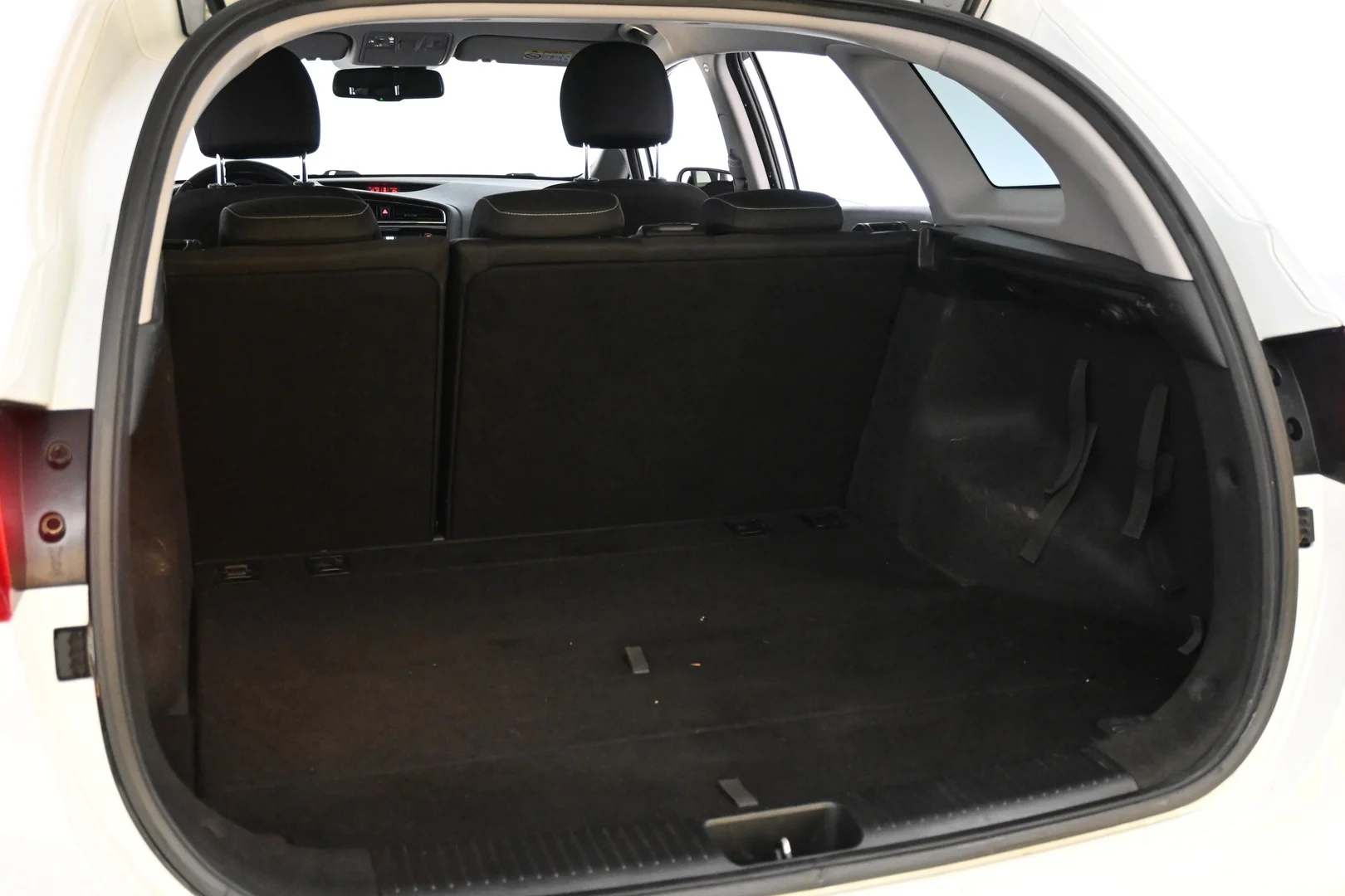 Car Image - 5BTLasZqPtd5p7dgAsk8pN