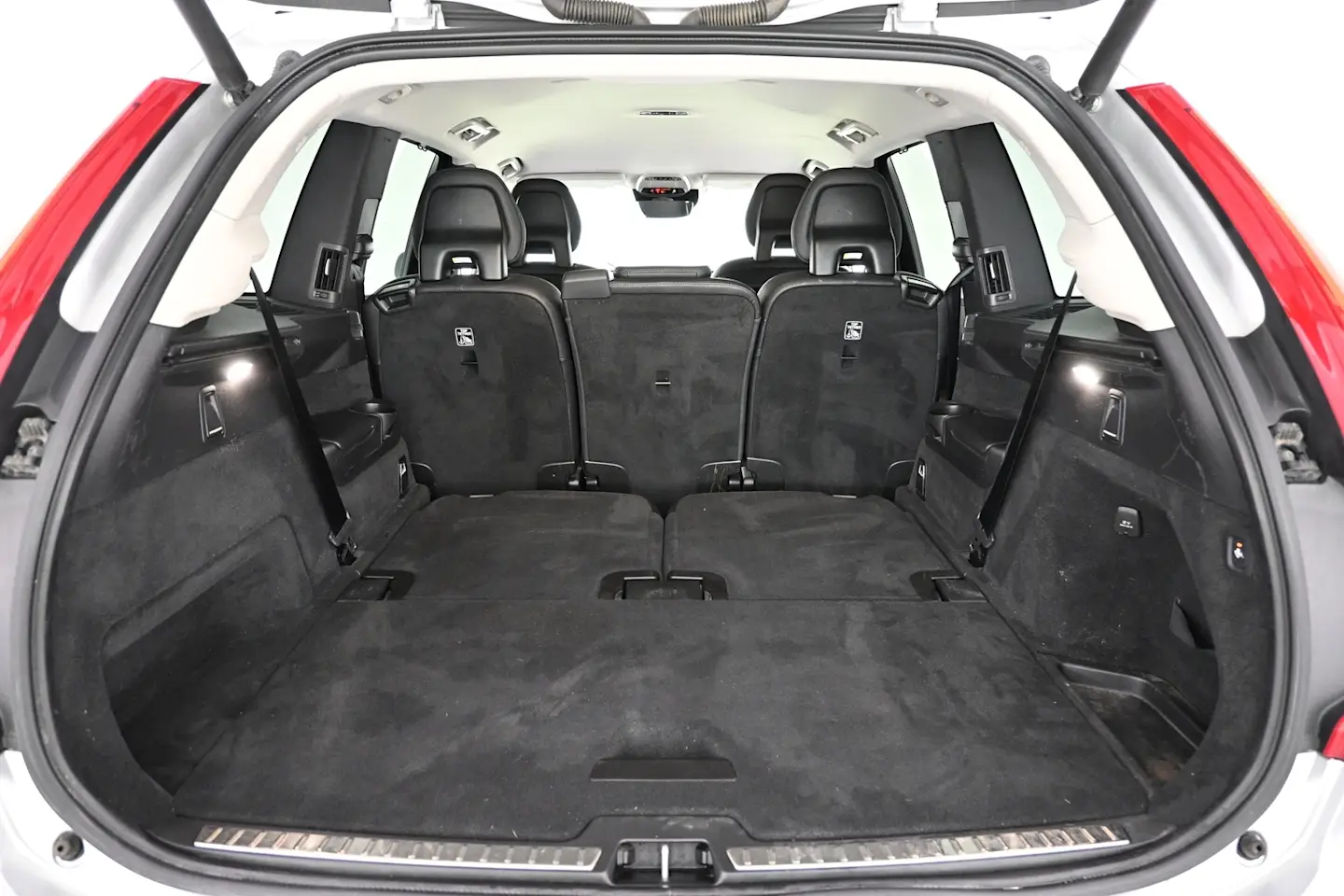 Car Image - 41Inm4ojLLscQVaudBaMmk