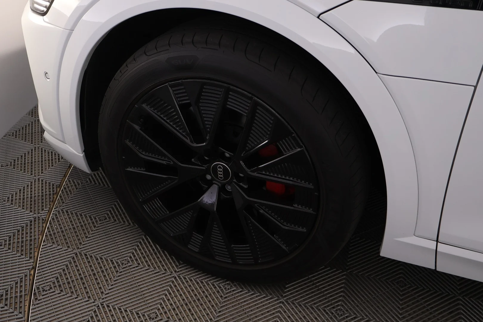 Car Image - 1jcyJm9viHQ2IsRrsuiX4M