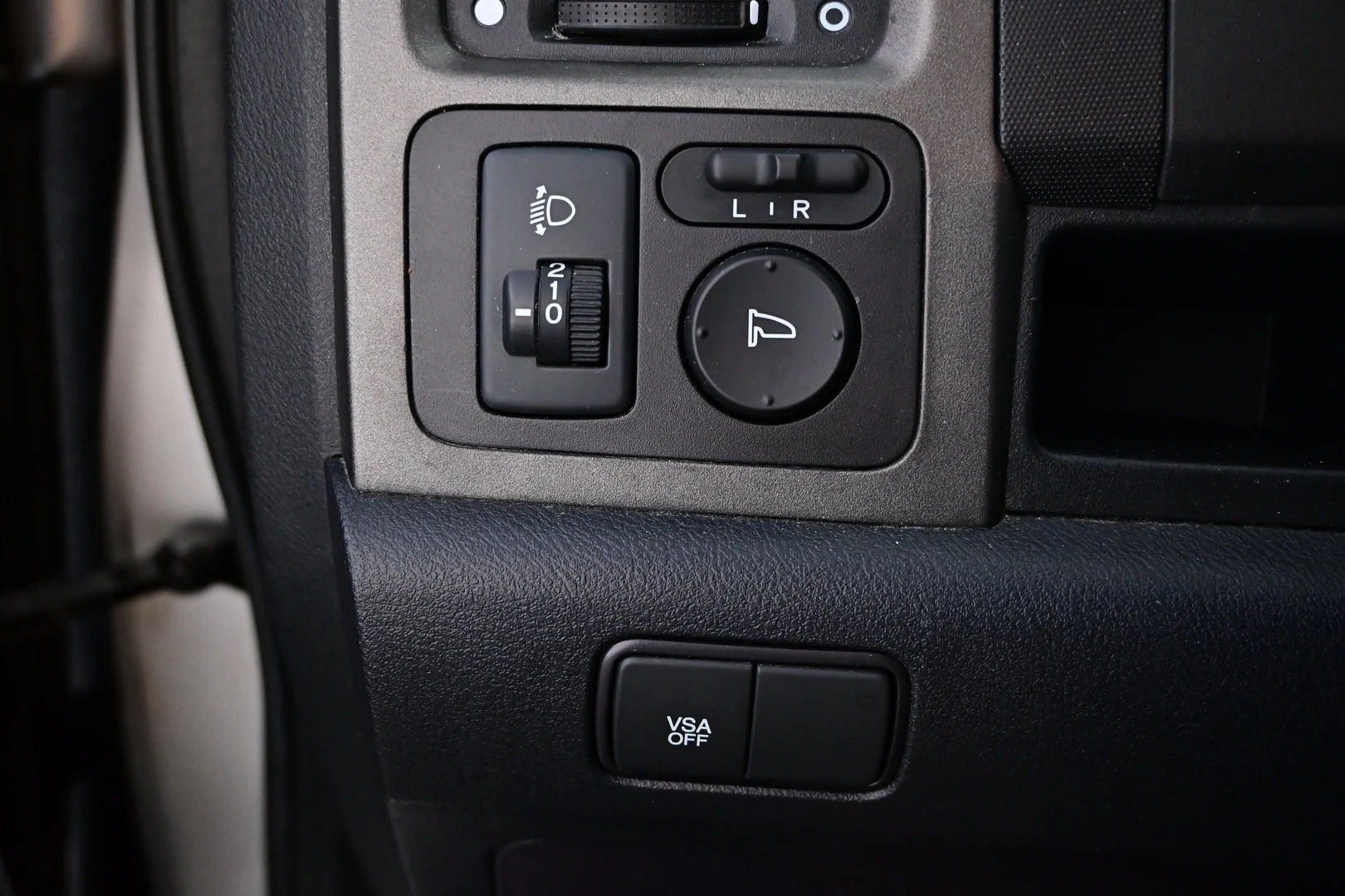 Car Image - 7E7JhQWtqyMWReJ3wtBIoU