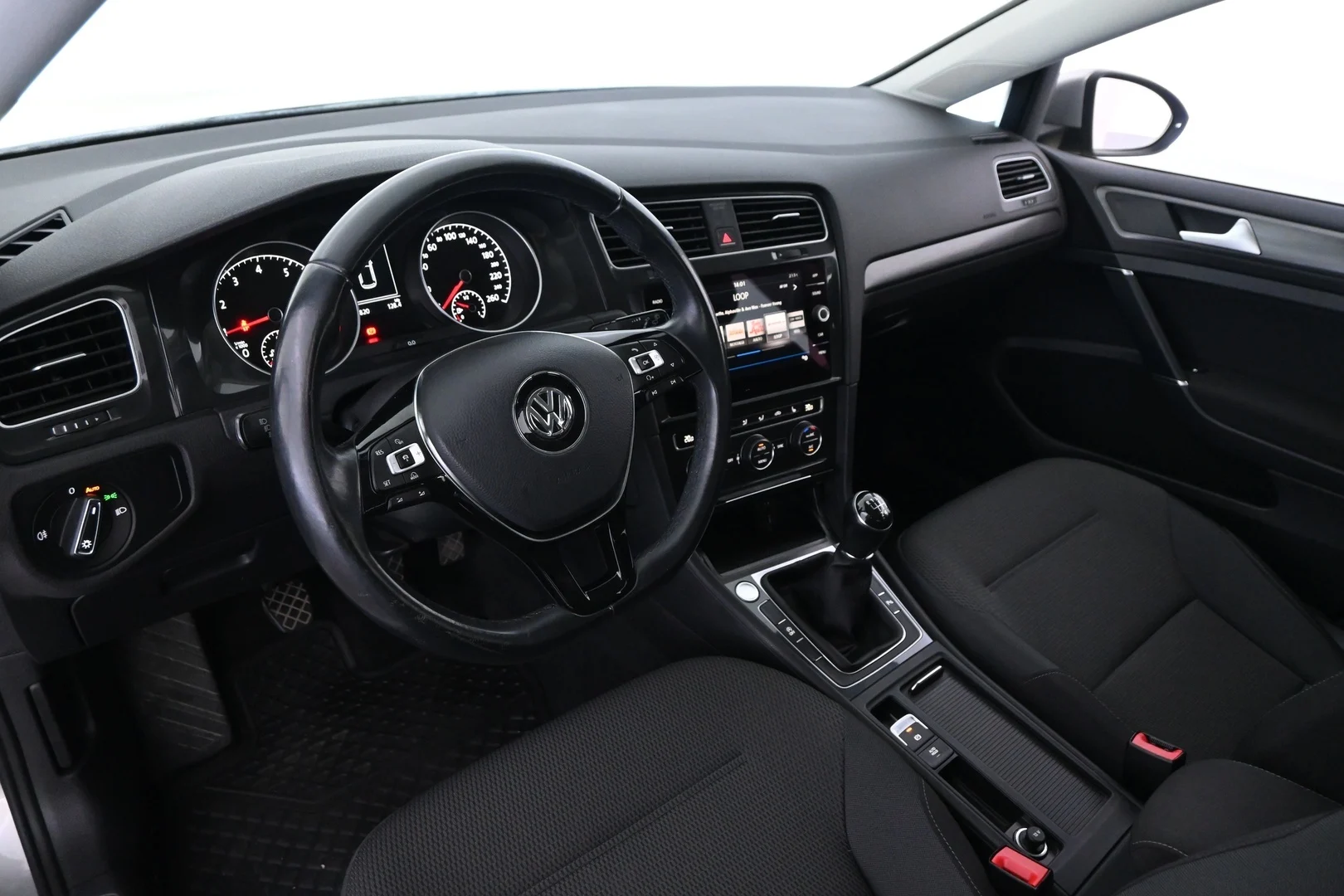 Car Image - 4wRTcupthxjeQfX86mzW7i