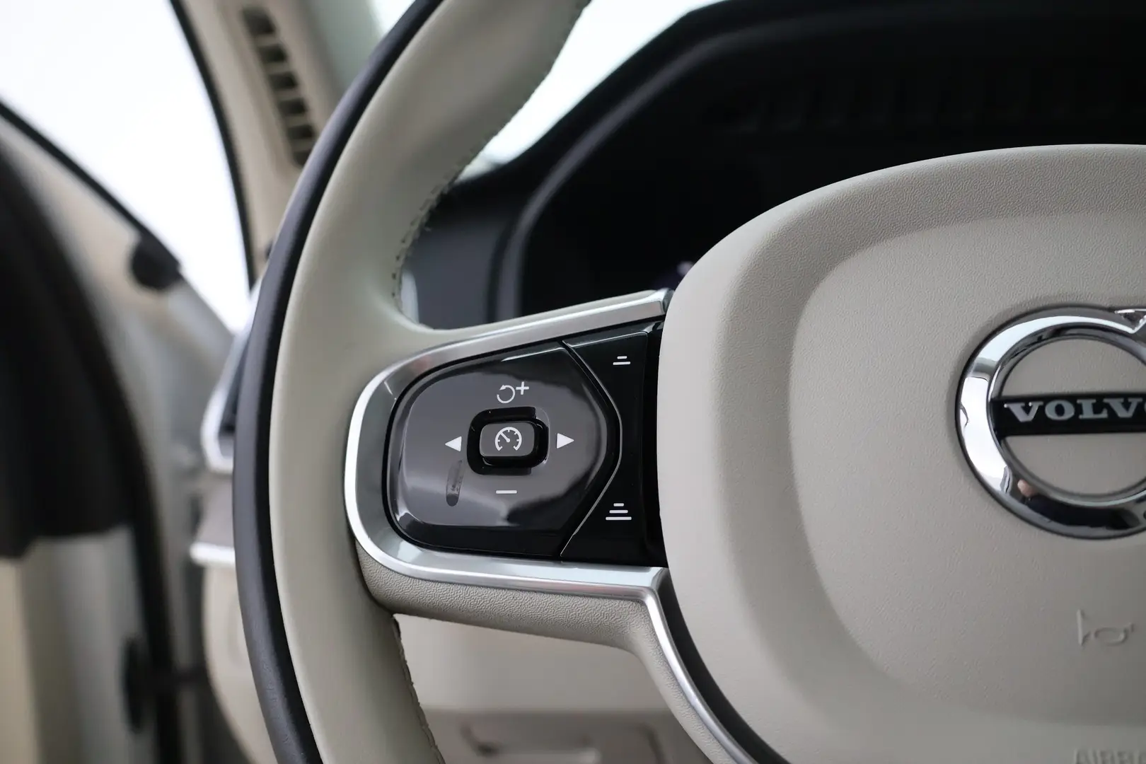 Car Image - 5dshvLlhDgm53aytCDhXQR