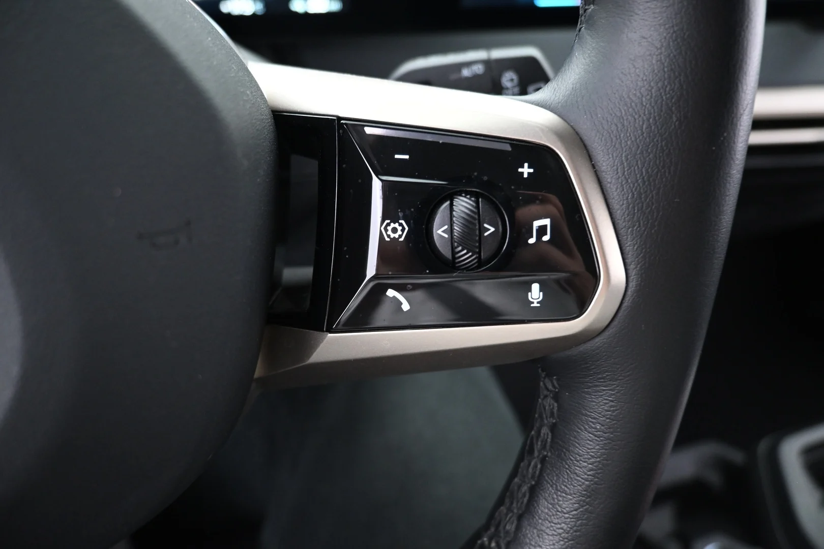 Car Image - 2TdevXpg7m1MVjigu7hBNi