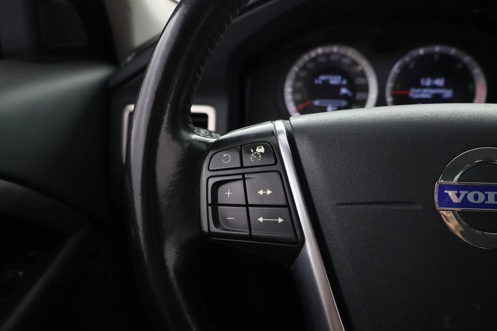 Car Image - 4tXisYY7eLR5brQA3VMGpx