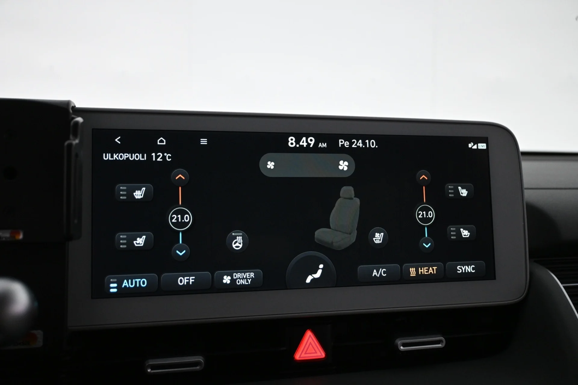 Car Image - 3lL1hBJYxu4dL8fPZJS81N