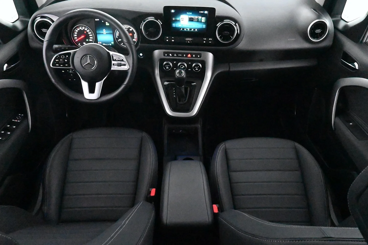 Car Image - 15eZISzVq3PFszvkshjr0V