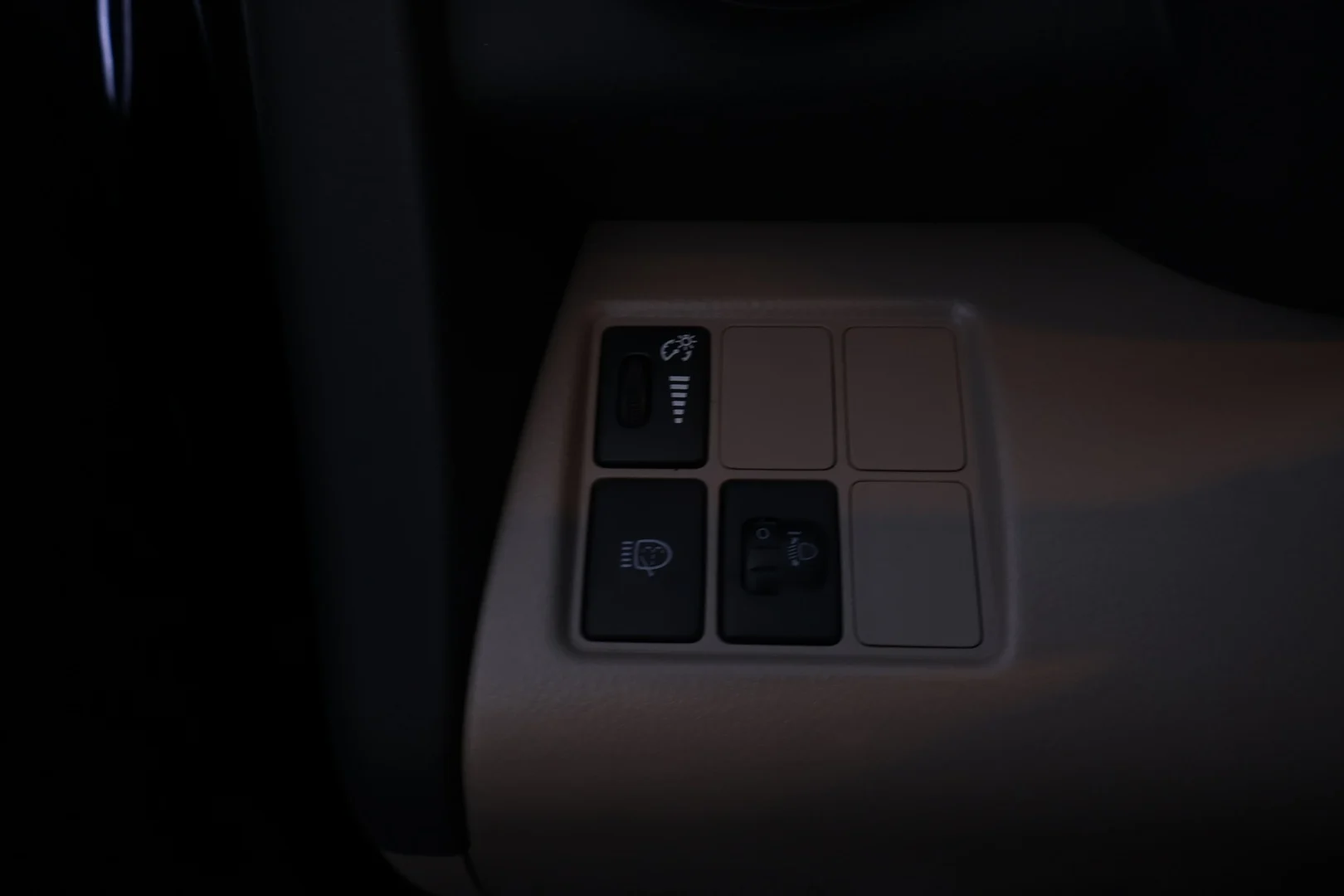 Car Image - 7euzbPEOICckbTeMxSgyyq