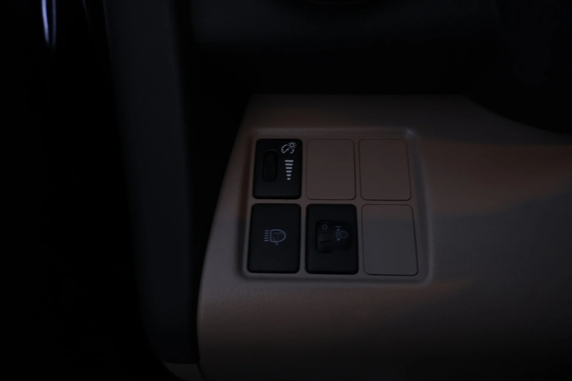 Car Image - 7euzbPEOICckbTeMxSgyyq