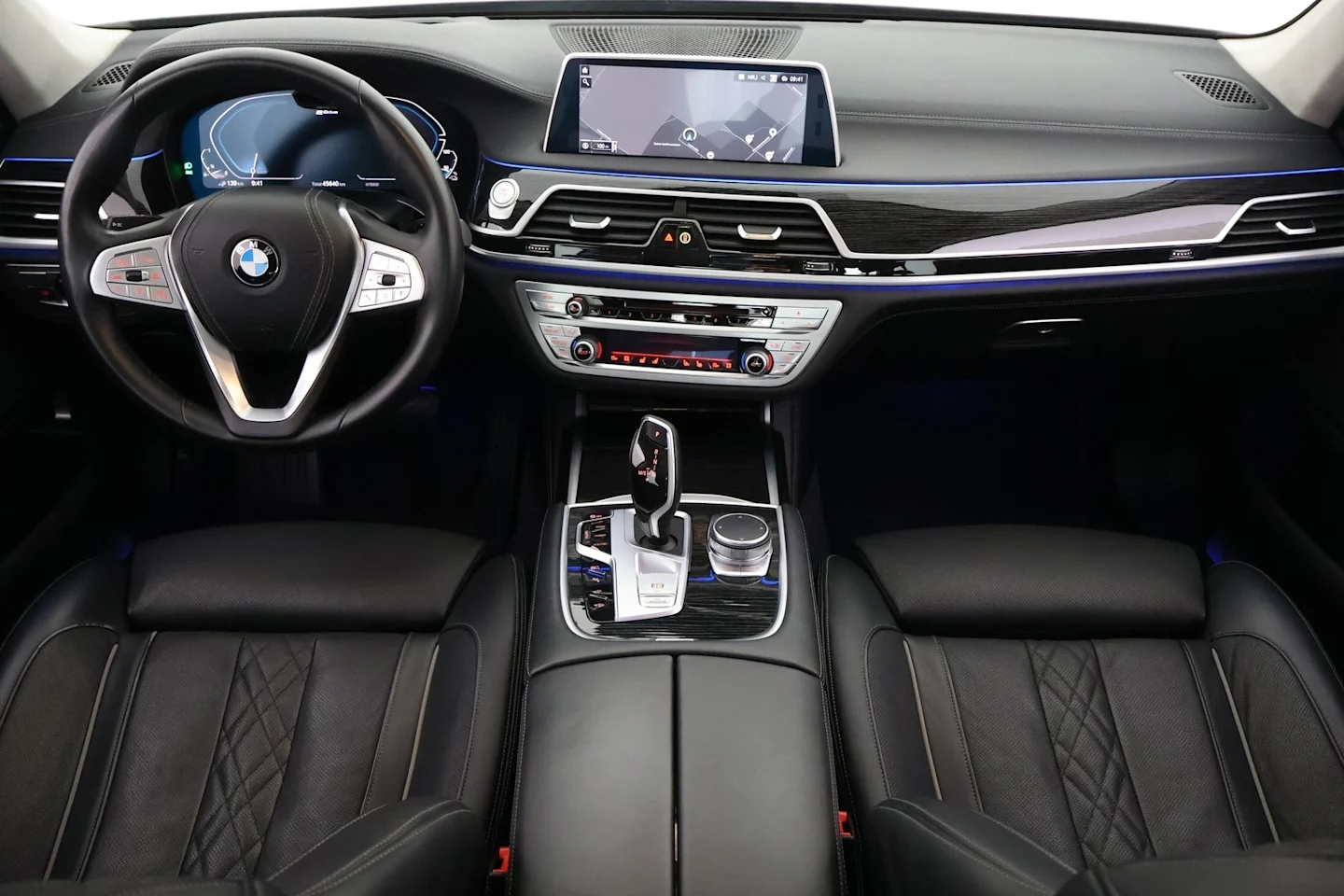 Car Image - 4n5DGxEY0OZAcxM1u6HMUb