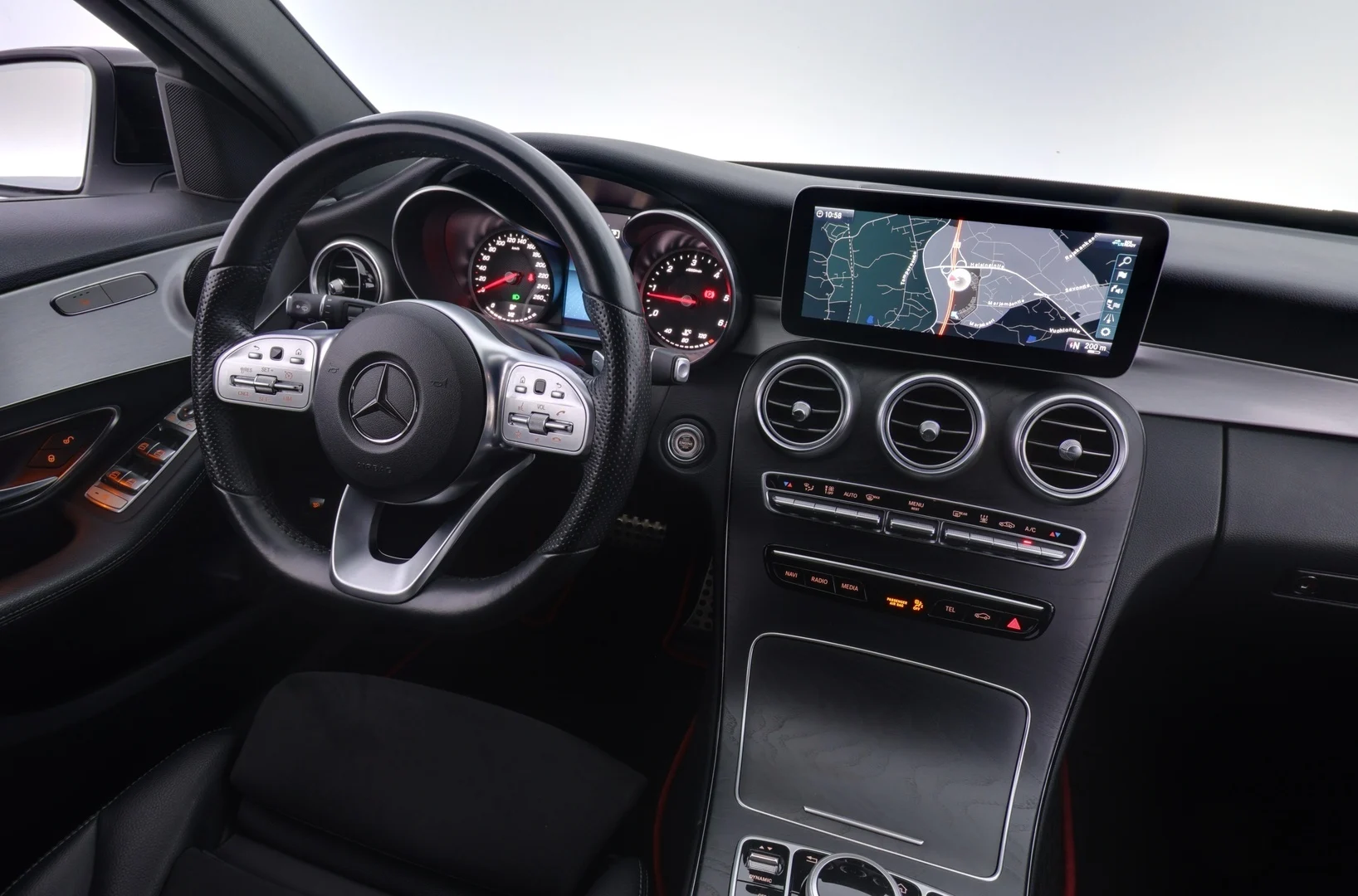 Car Image - 5zhuXbnbhooJKWaxrLGxnb