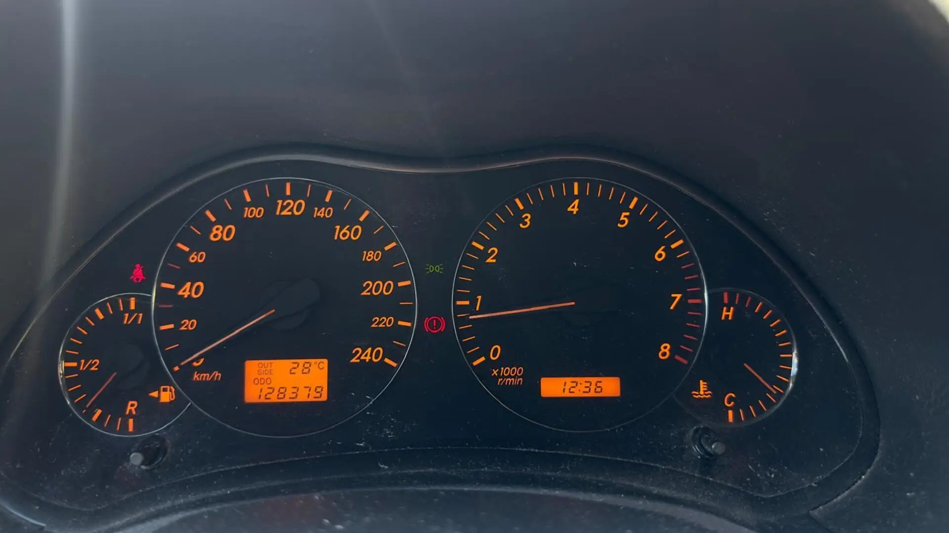 Car Image - Pue09VlvhKTbyP85bSZmT