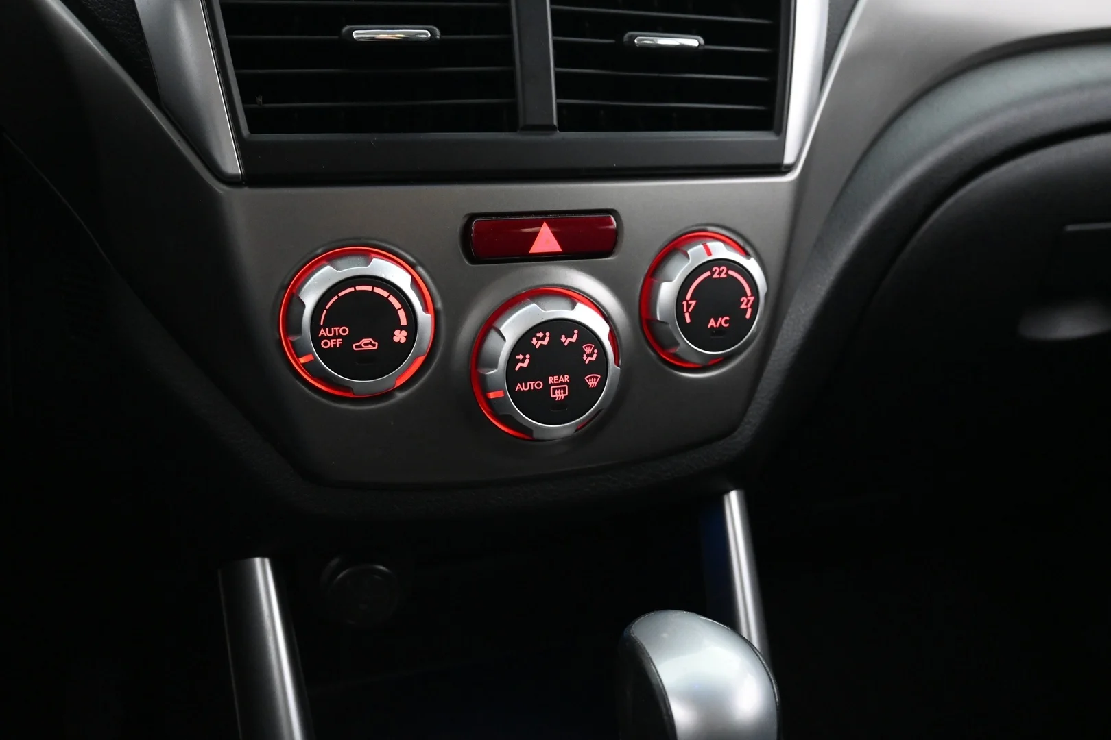 Car Image - 7q6CyY3EVe67zdBxNQajmV