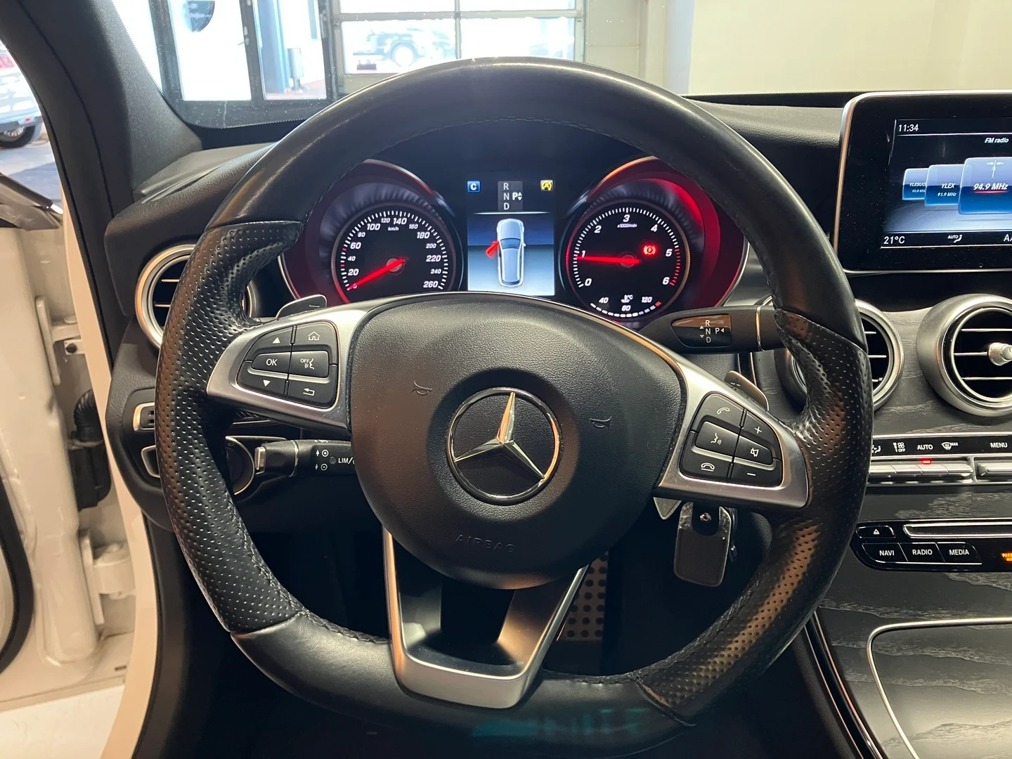 Car Image - 7Jjk0bCzjXq4gL0ukgbVdg
