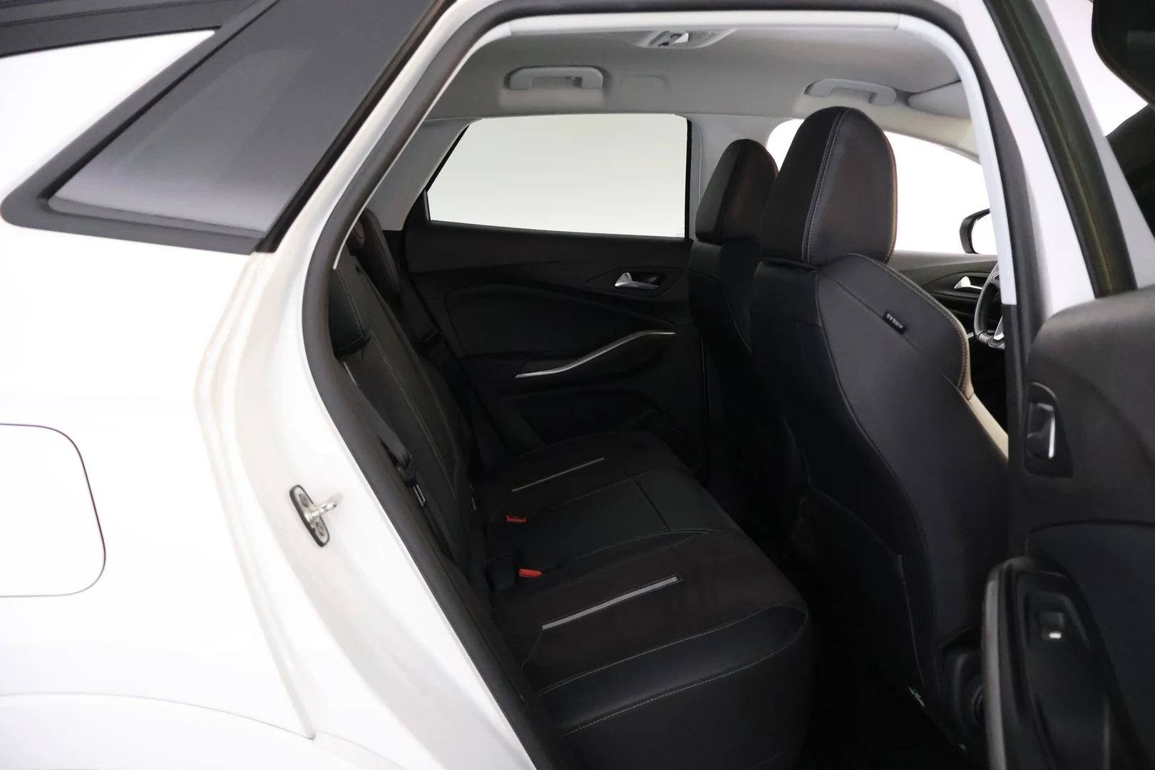 Car Image - 3aAV3CzFKXn978546ojnGV