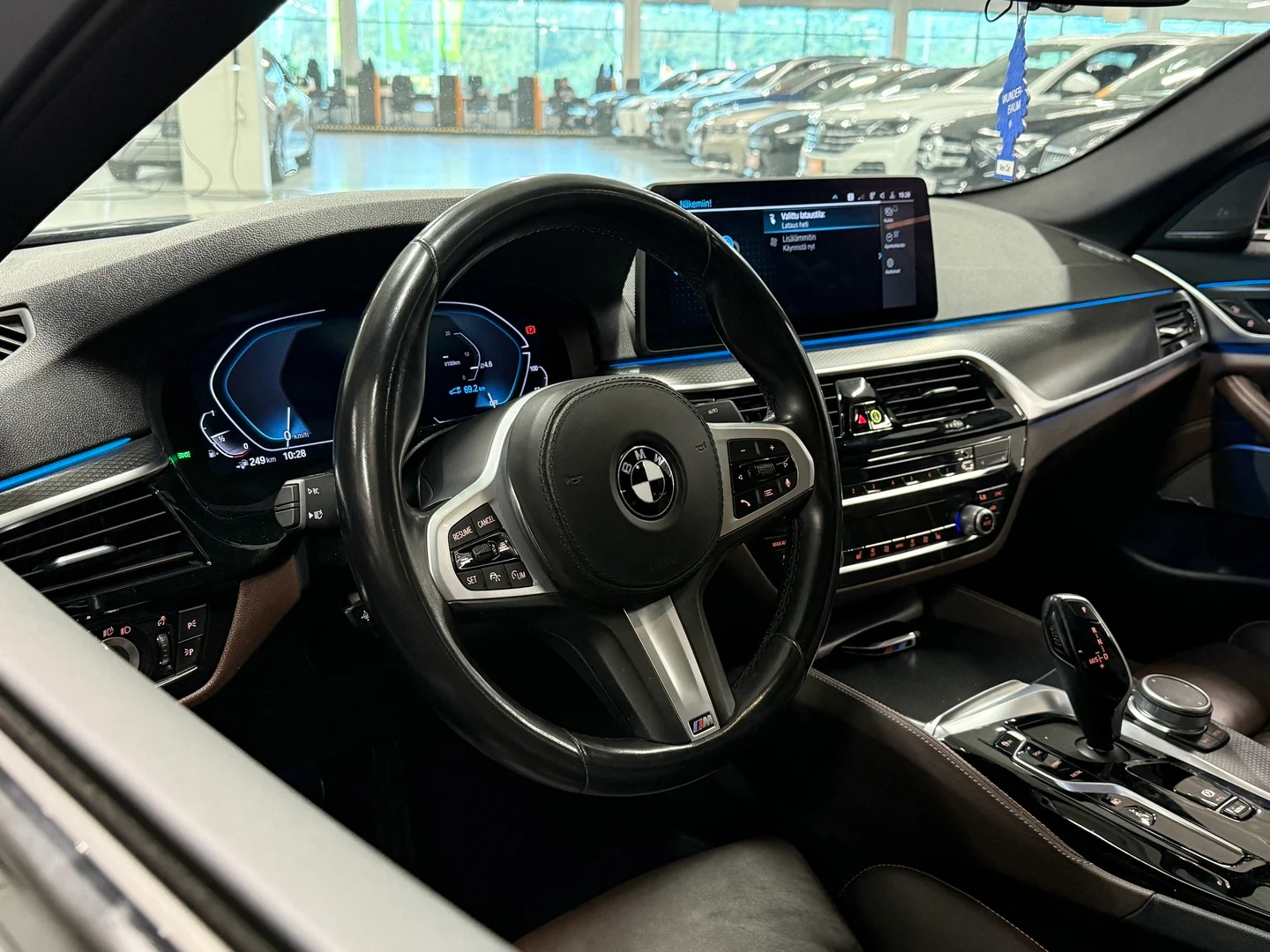 Car Image - 4YHOfKHrURFYGoZf2CTjgl