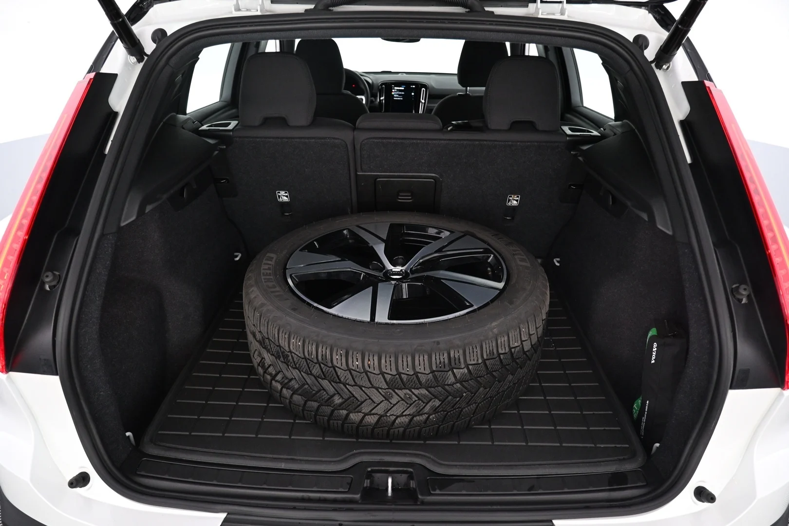 Car Image - 6u9iRInjsiH0YteVR1BElY
