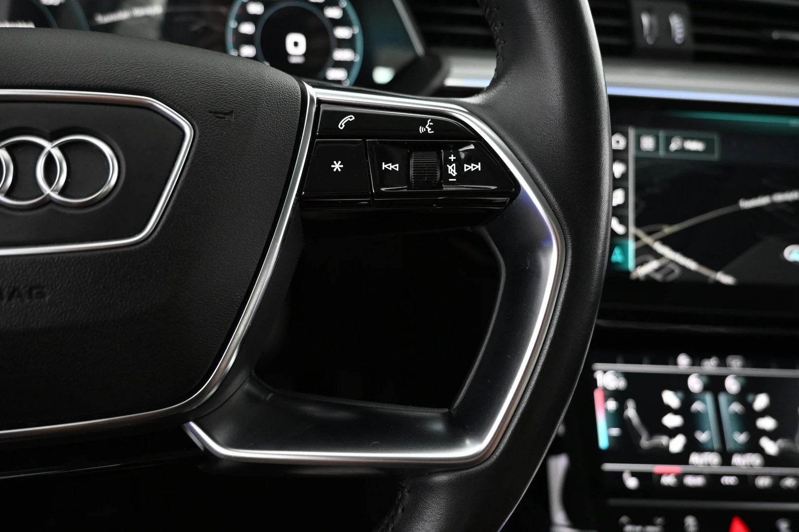 Car Image - 2WSvxLQBPVCCwz3vWDdofT
