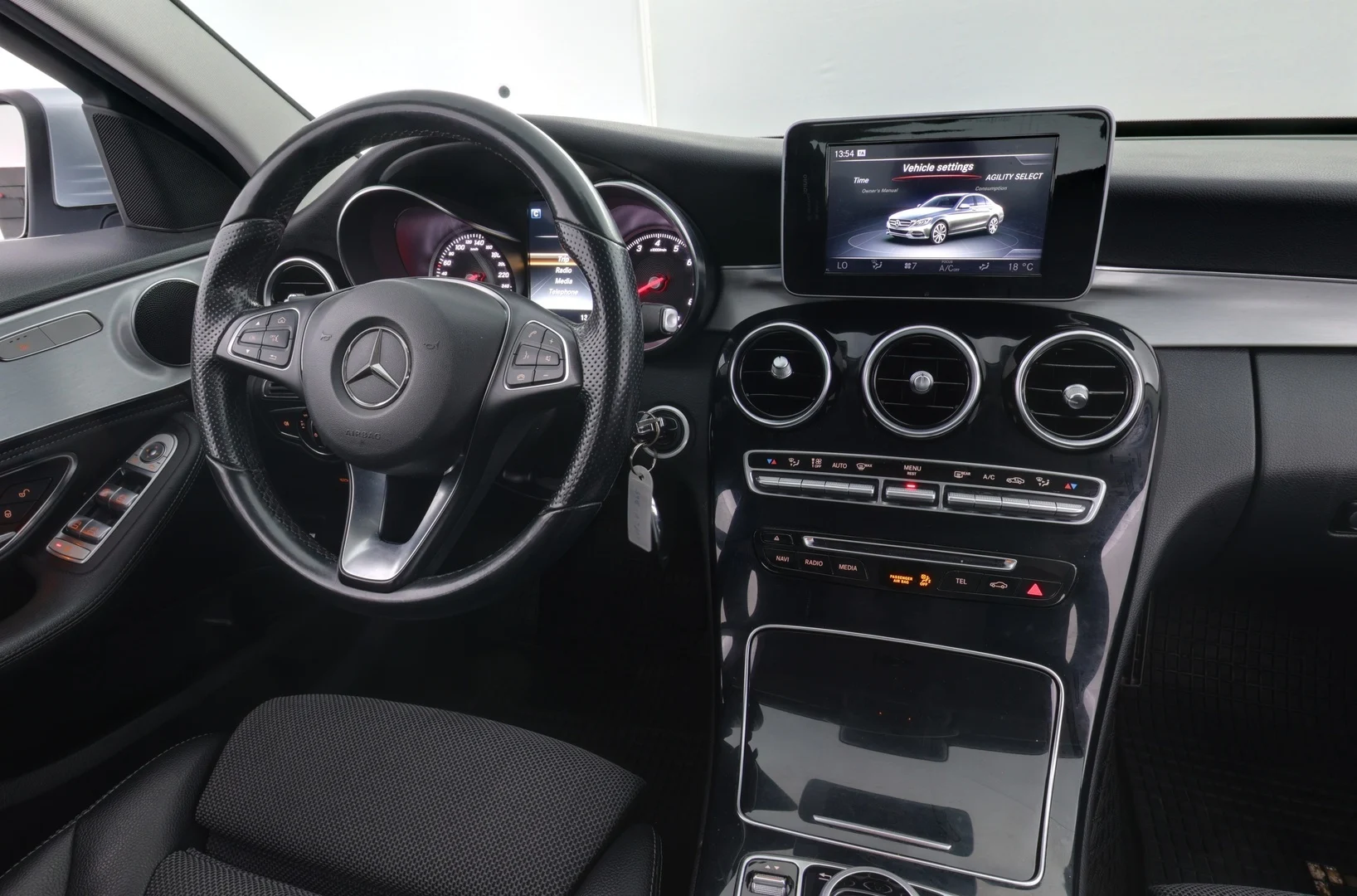 Car Image - 2bP3rTNCnDBrrtjeQYo8p6