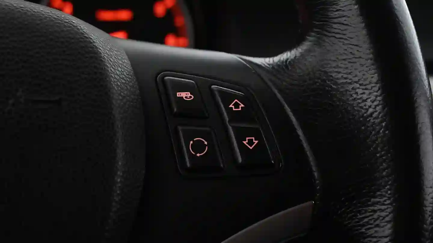 Car Image - 3PxLrYTDVwrmKaGubjnF9d