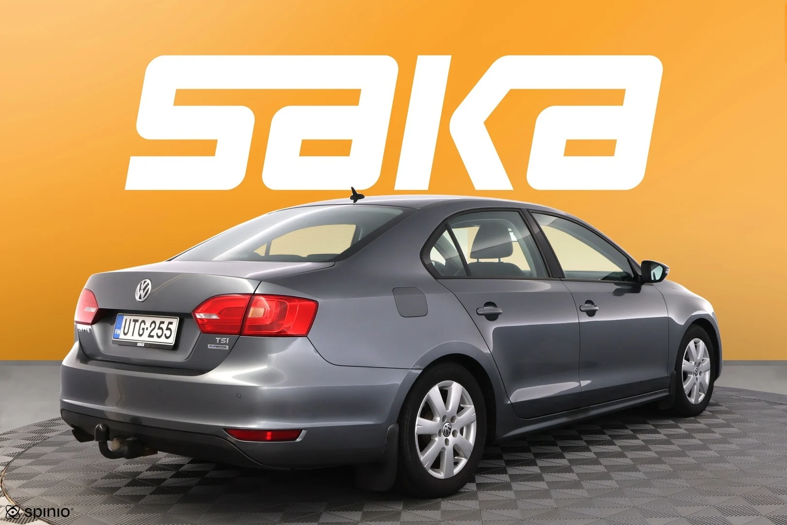 Car Image - 53lsiTqr7sfFz9kvoHIhpb
