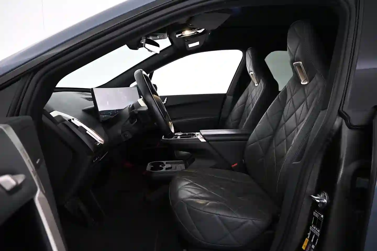 Car Image - 6yUh27omKWh4FlY7Bf6gD6