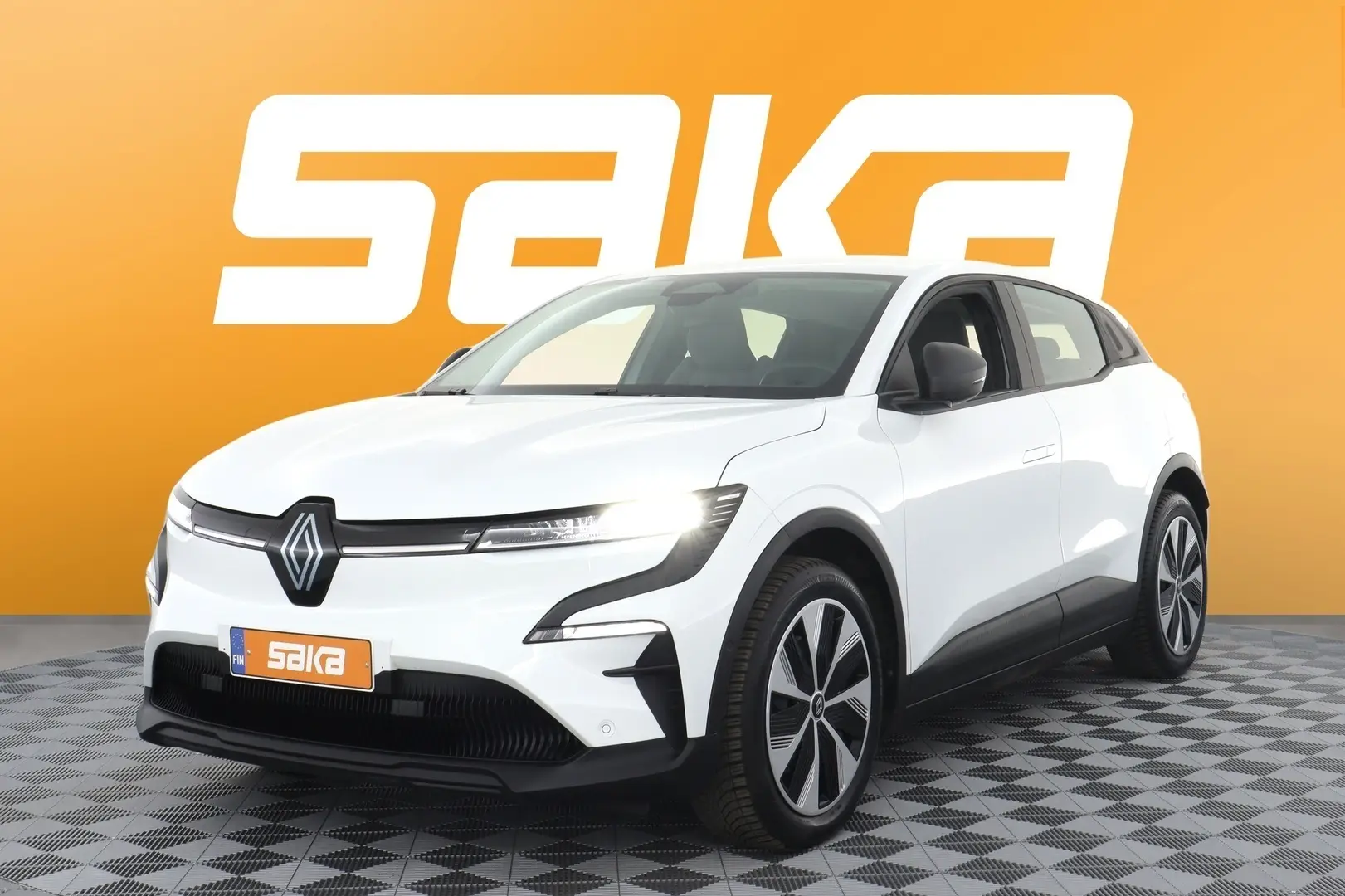 Car Image - 725KKVdHr8xvoeBXhKWeFe