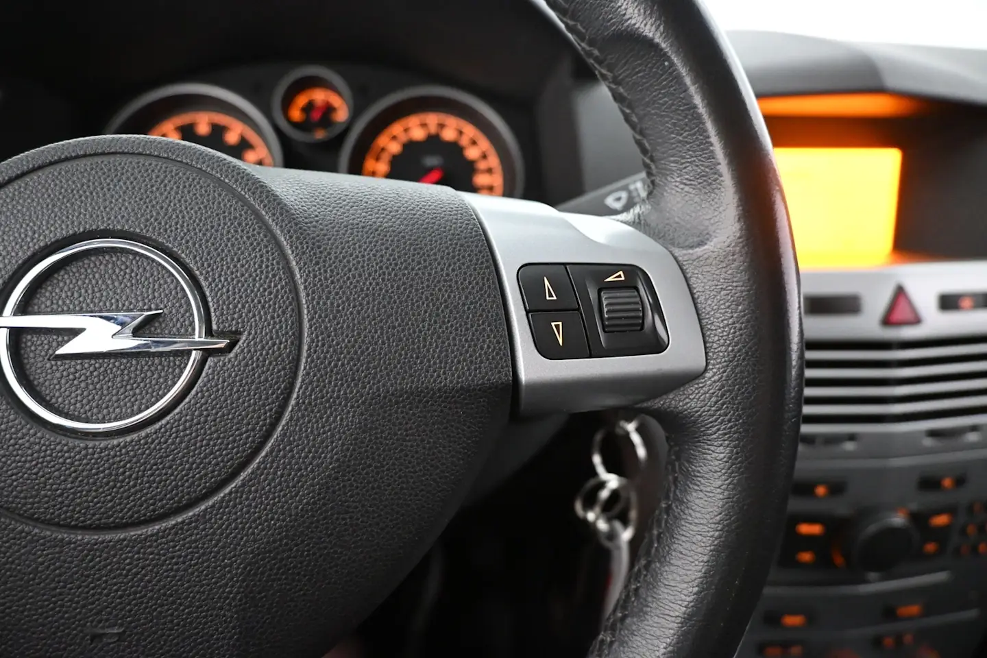 Car Image - 4DIHXRmKdXwT7VFAtHdJVA