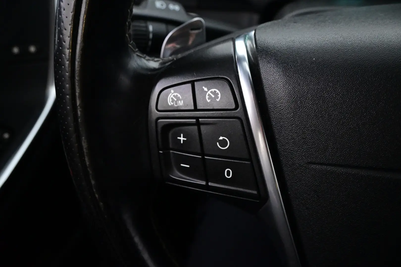 Car Image - 1FXBA6komp0abiQGJRGC3i