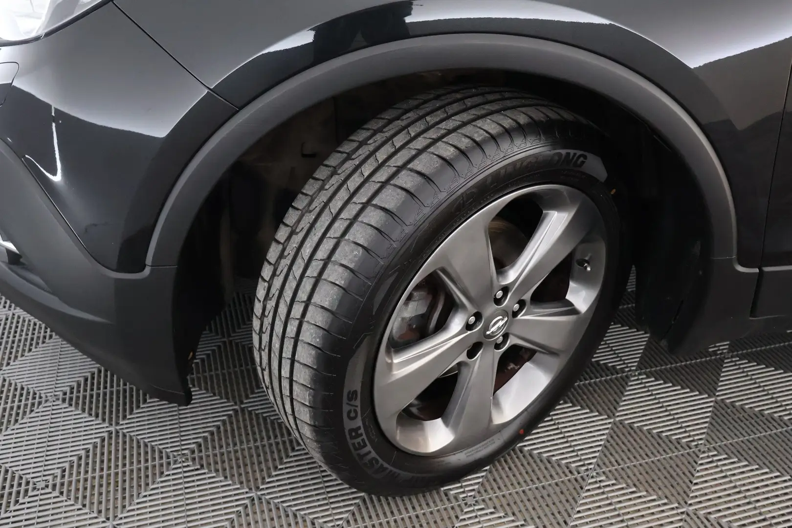 Car Image - 3VrS3OT2Y0AsPFZ7vLTl0u