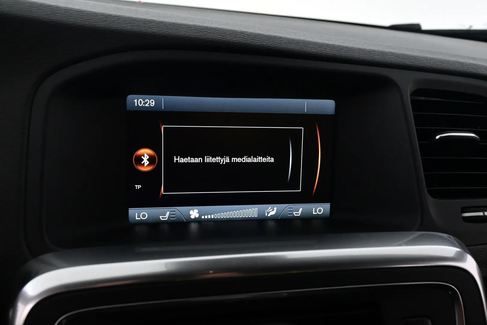 Car Image - 1FXBA6komp0abiQGJRGC3i