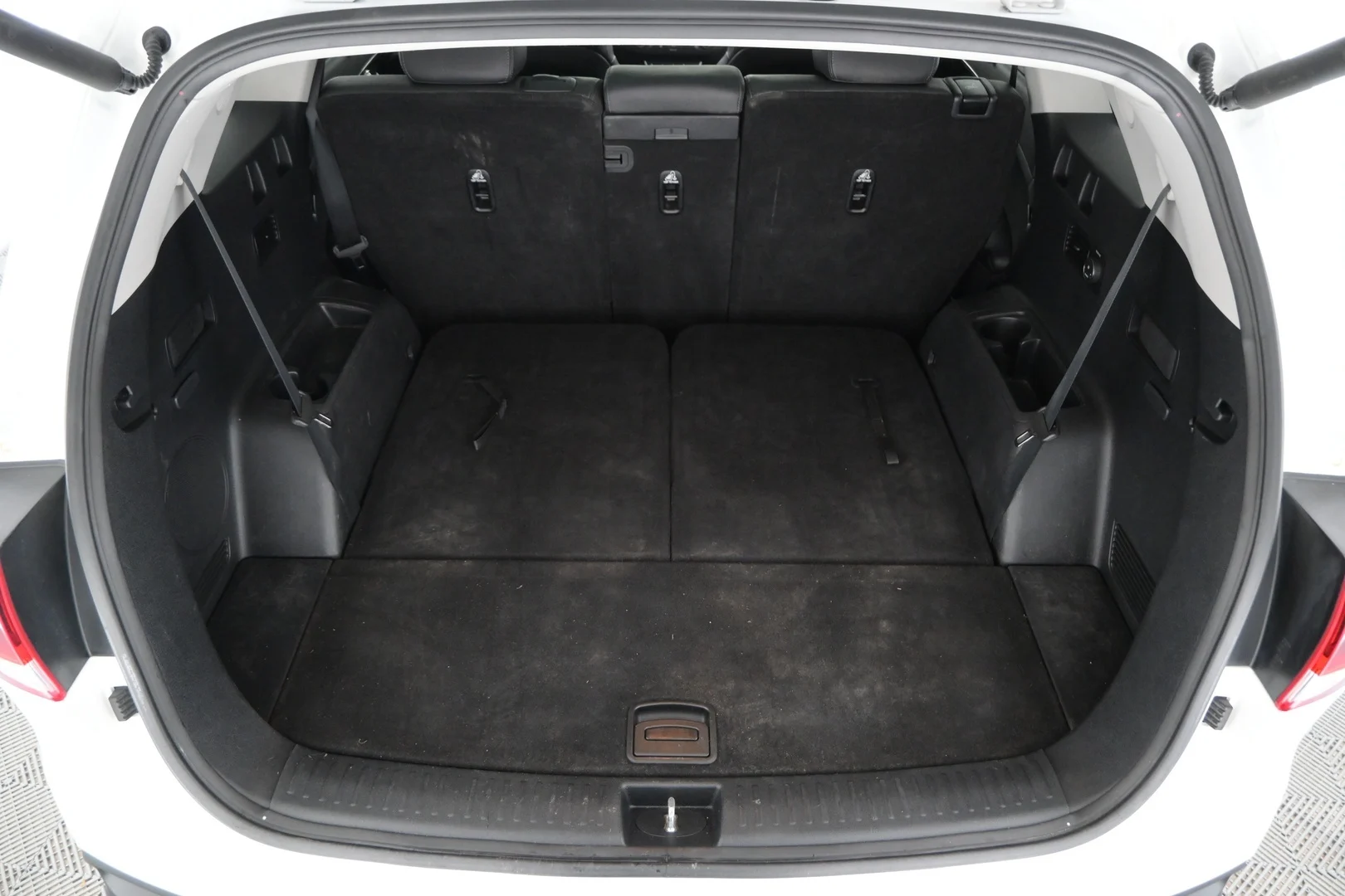 Car Image - 3UPfQPm4wyeDXQH4saIU6Q