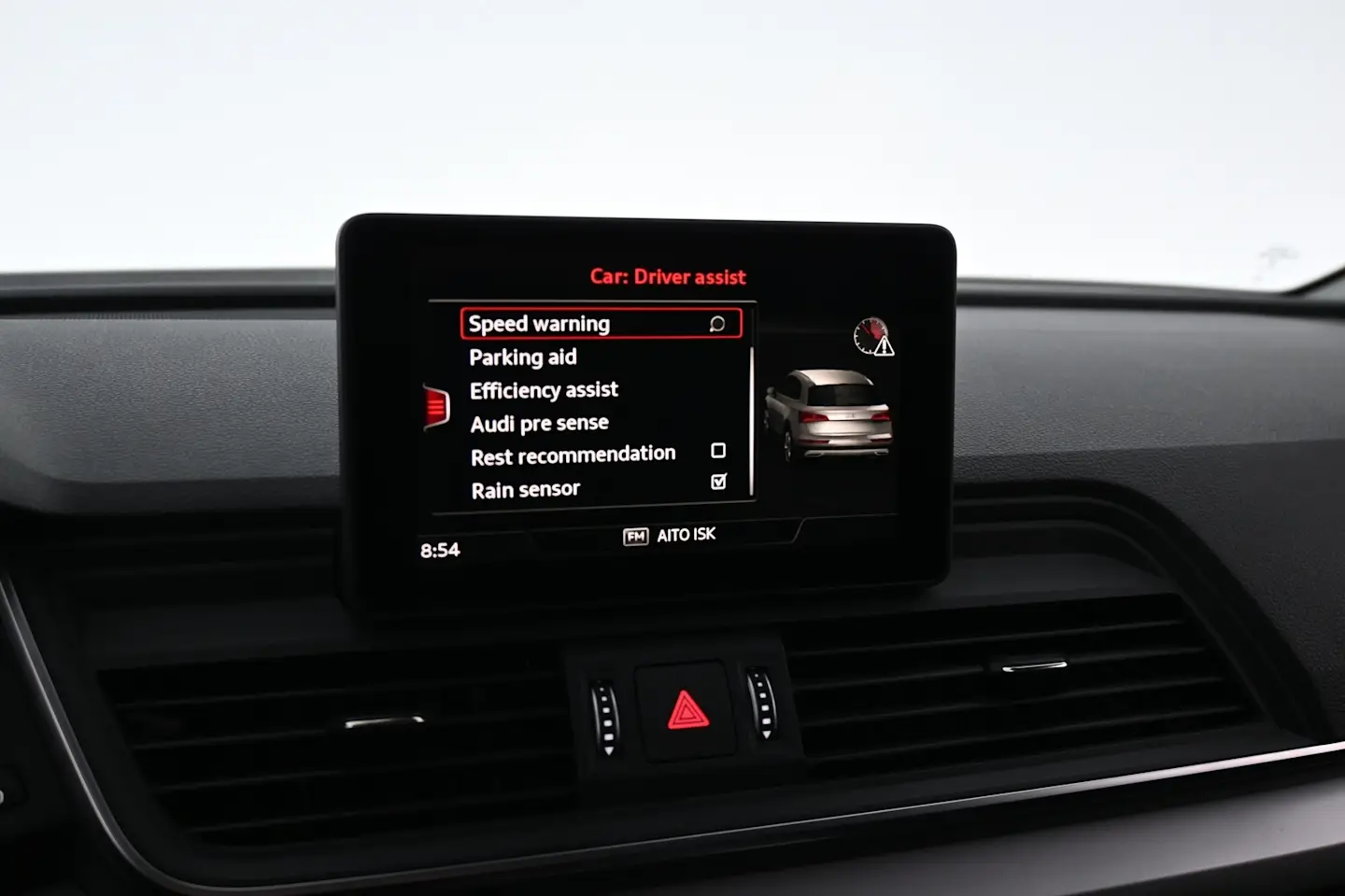 Car Image - 2CnLq8KtMV1dU9yyAWlHMA