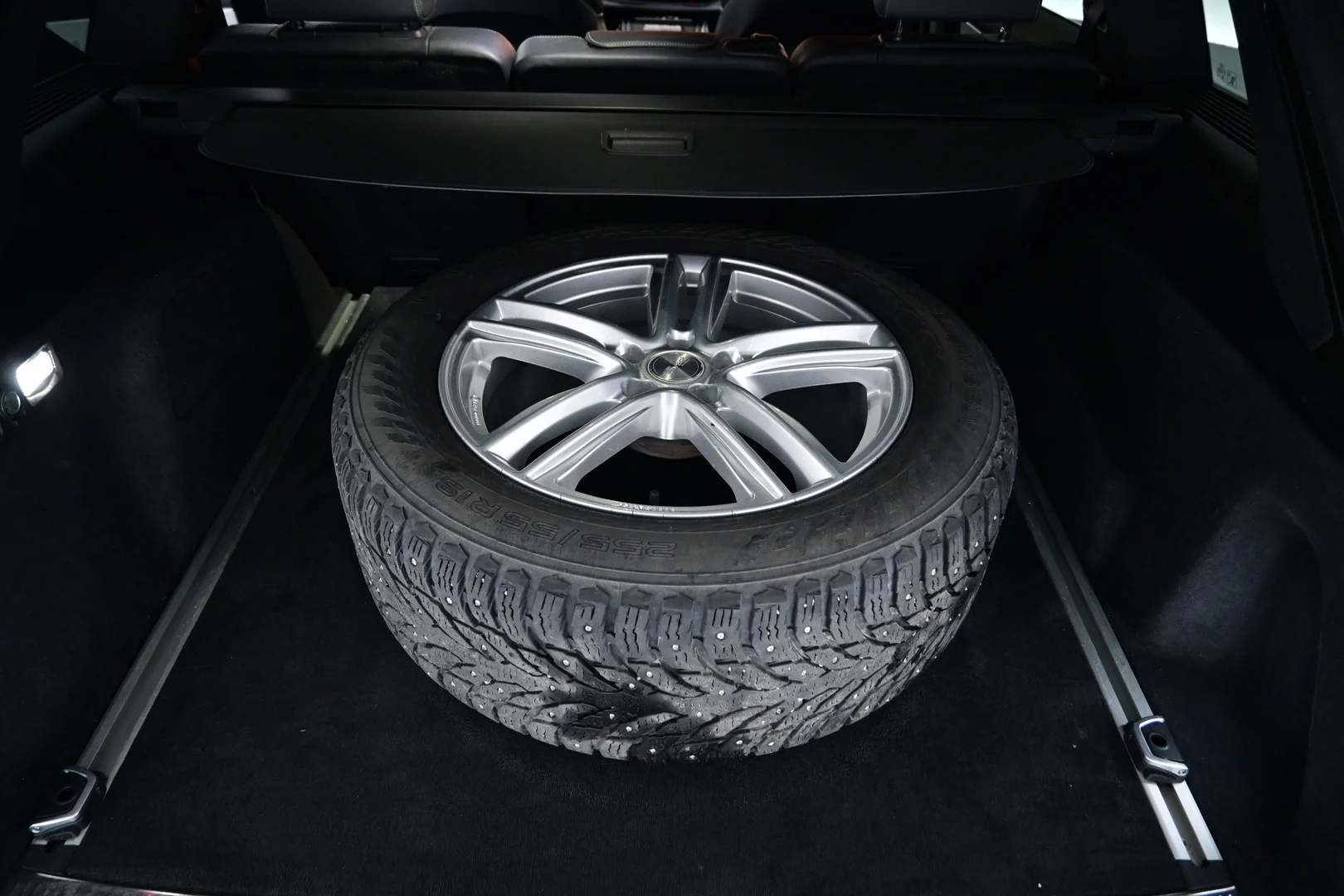 Car Image - 5my9L4Tl1zliToThWS61eV