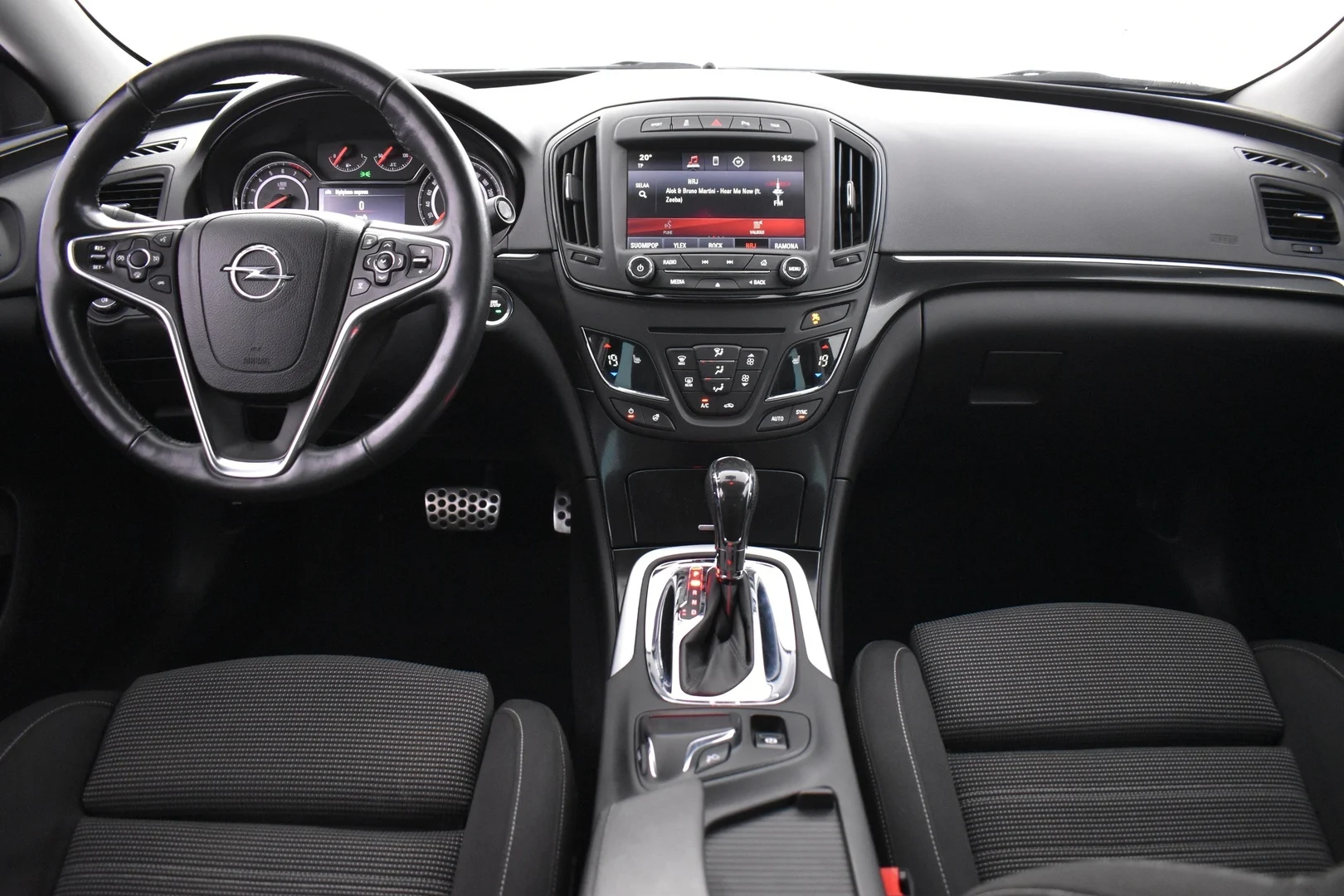 Car Image - 29nYBGg2EpMuv5cq5jclzK