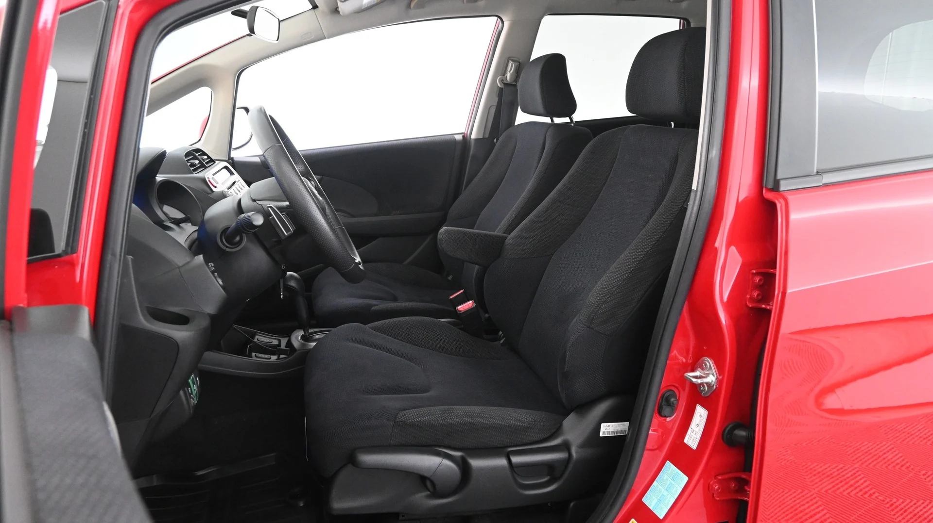 Car Image - 5m1MQJj33oEJKPnIFelZvc