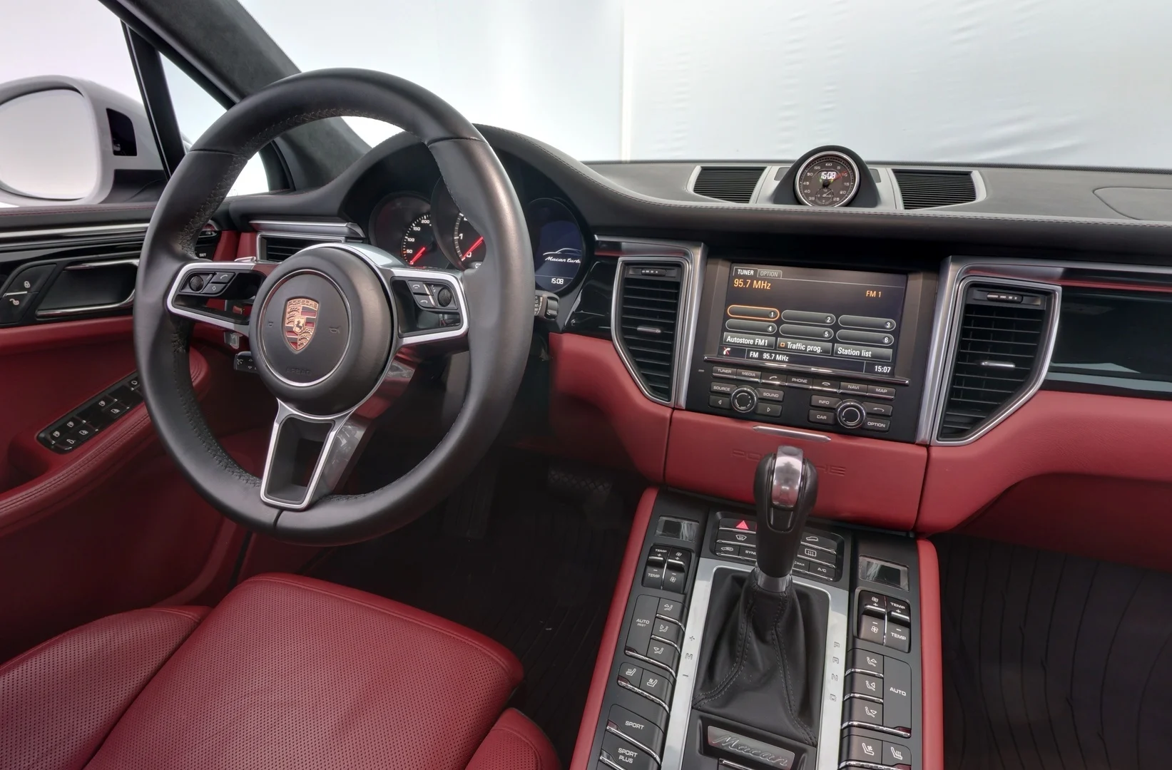 Car Image - 5amvhMTdIWAXPbyhe9Uoik