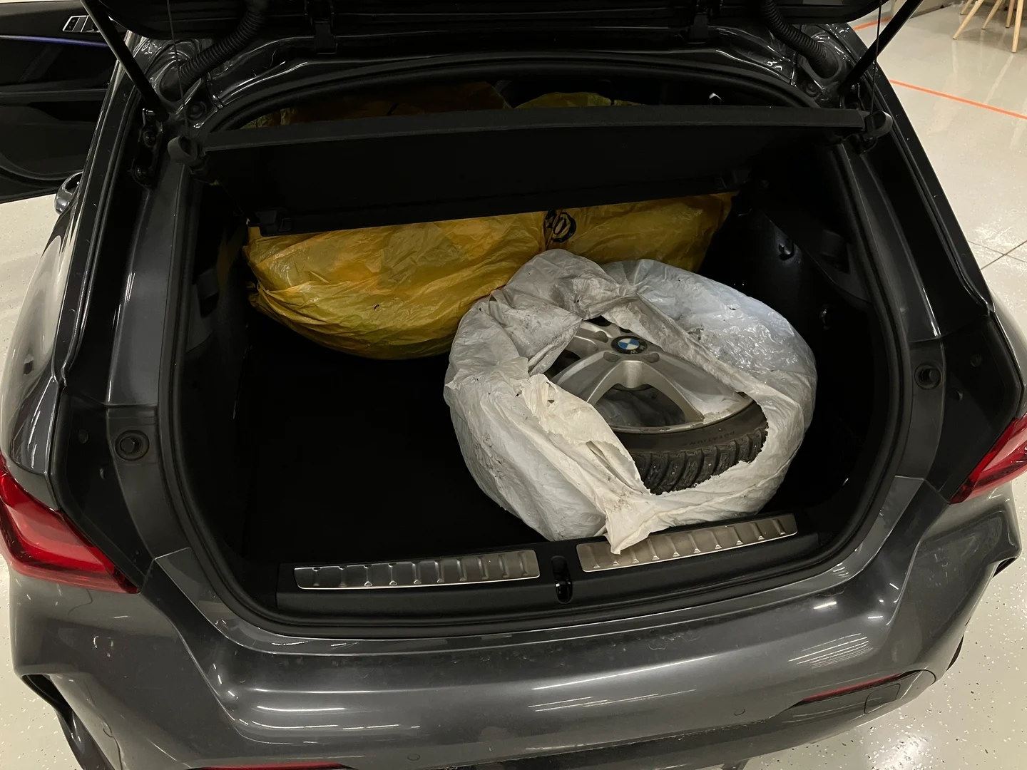 Car Image - 56z6ecgxsnP4mfdOtt6K6y