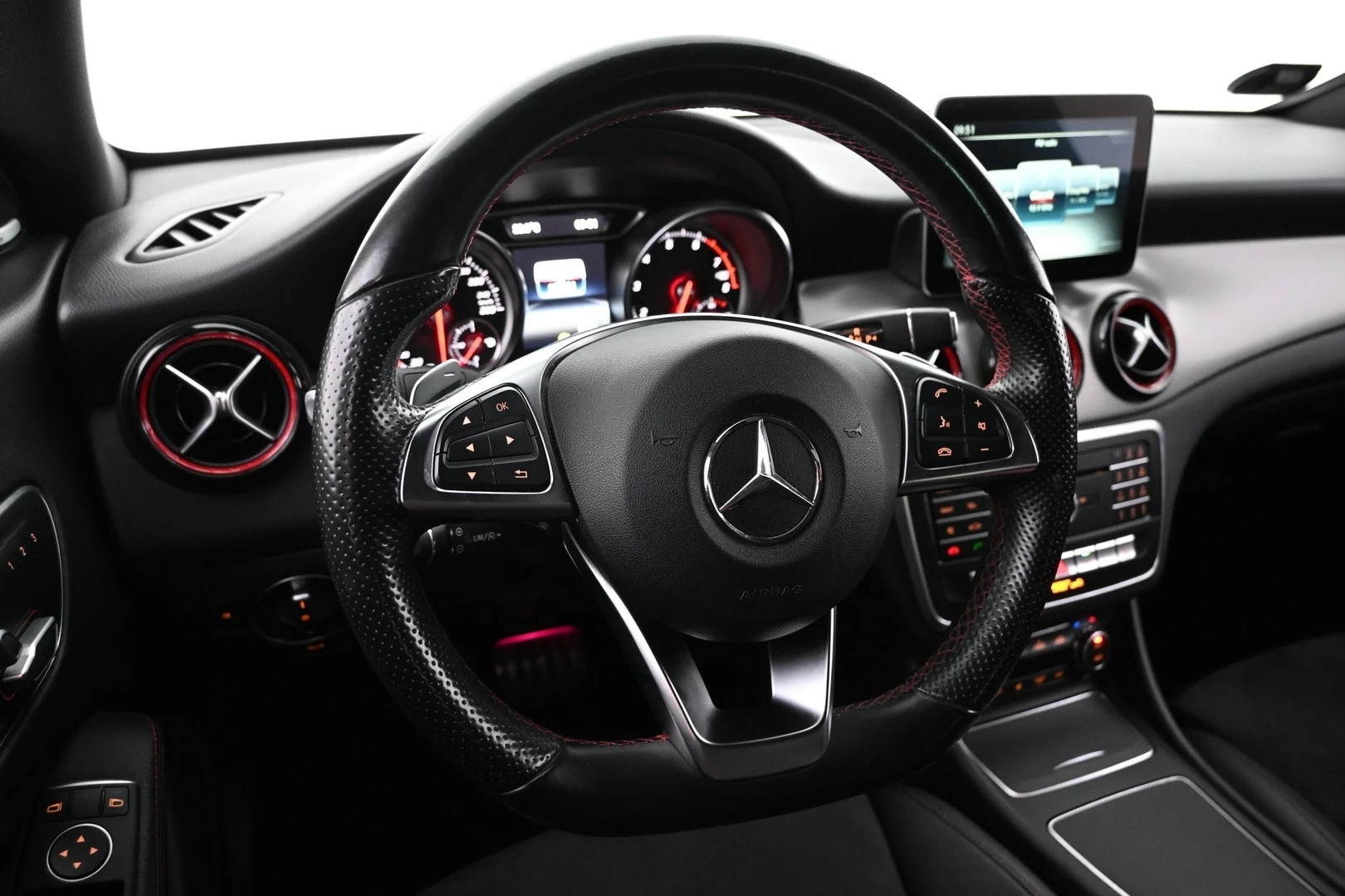 Car Image - rNCeeX40k5SbWOkZBZRkl