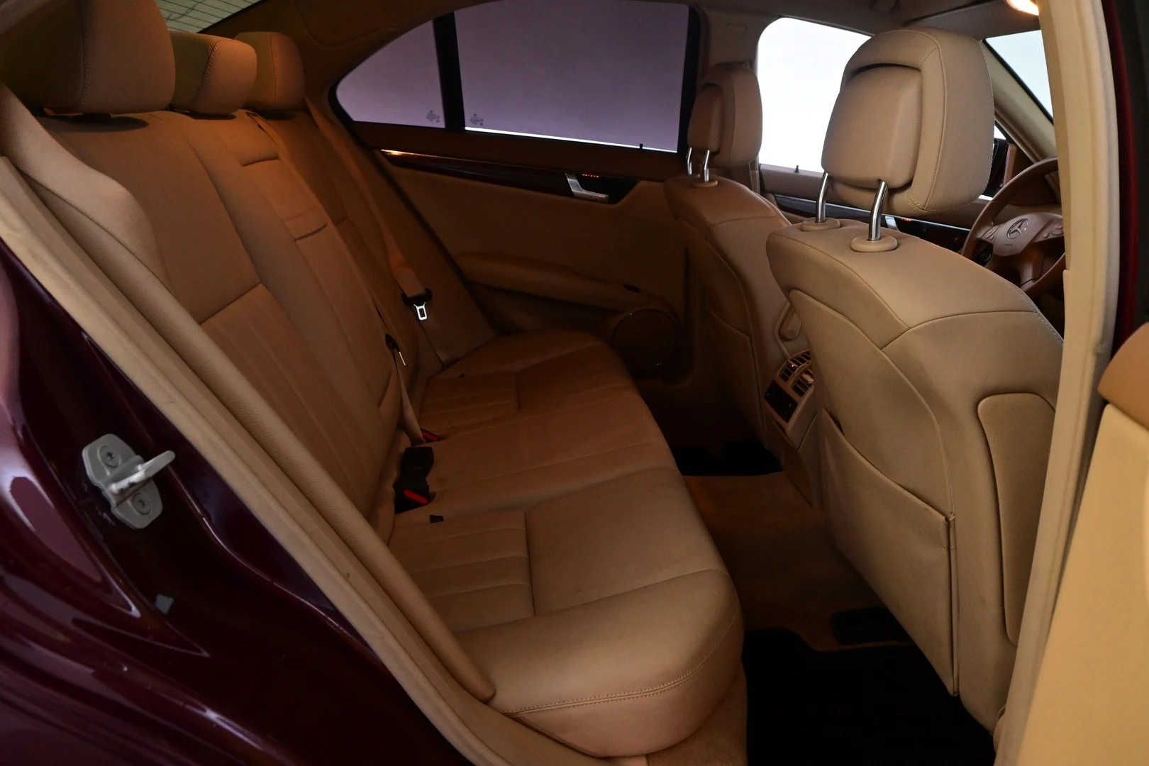 Car Image - 4p08uBl835ZYA0D9dqEpYE
