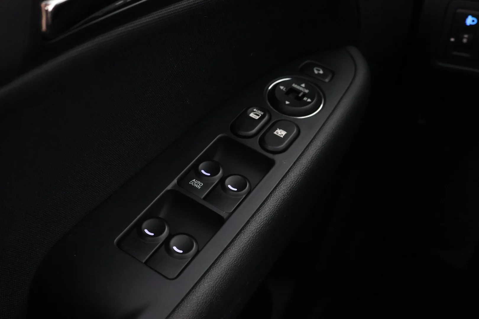 Car Image - omtN7RcoENpy2K4s4cYC6