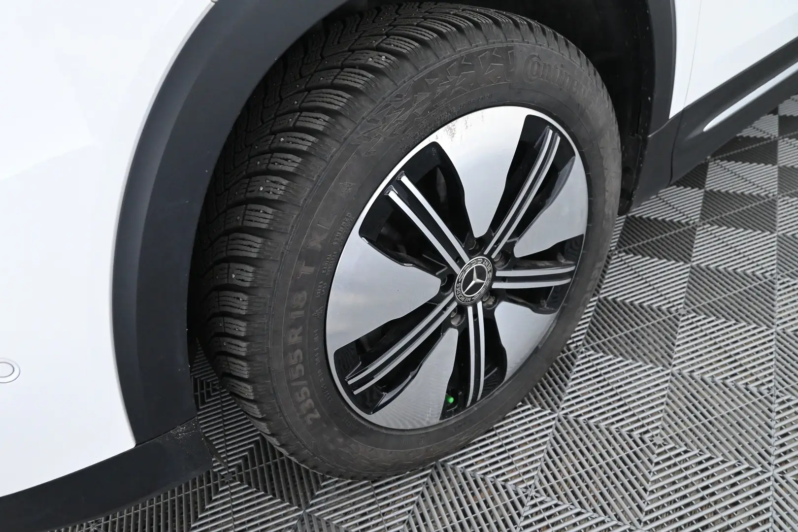 Car Image - 7dLwomVxKgWDoRnNYMl71P