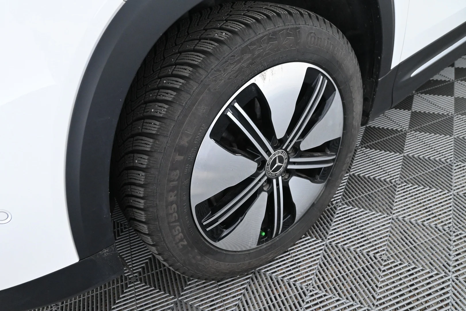 Car Image - 7dLwomVxKgWDoRnNYMl71P