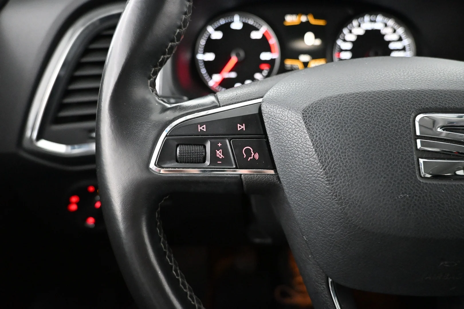 Car Image - 4oGaVHTOLETGPC51V91q7m