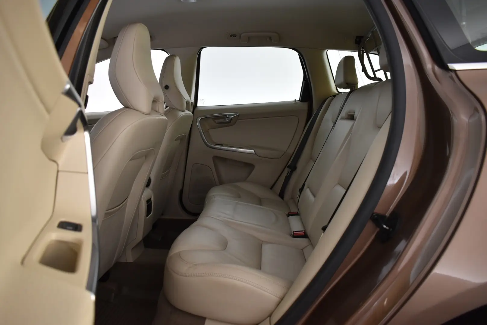 Car Image - 5rBqsXBvZ6e4wZy5lyIcKh