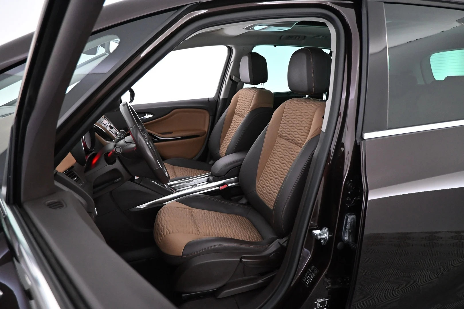 Car Image - 7p5PRHp5h6oy5ZmyzM81vn