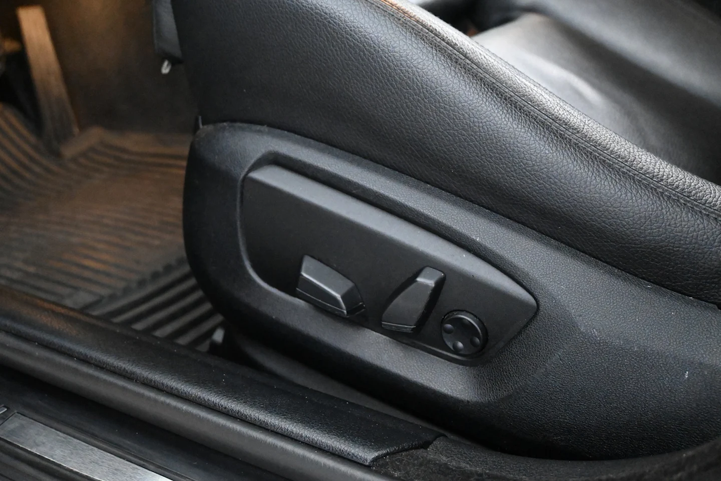 Car Image - 6wUFGOt0gds5QKw59FdHY