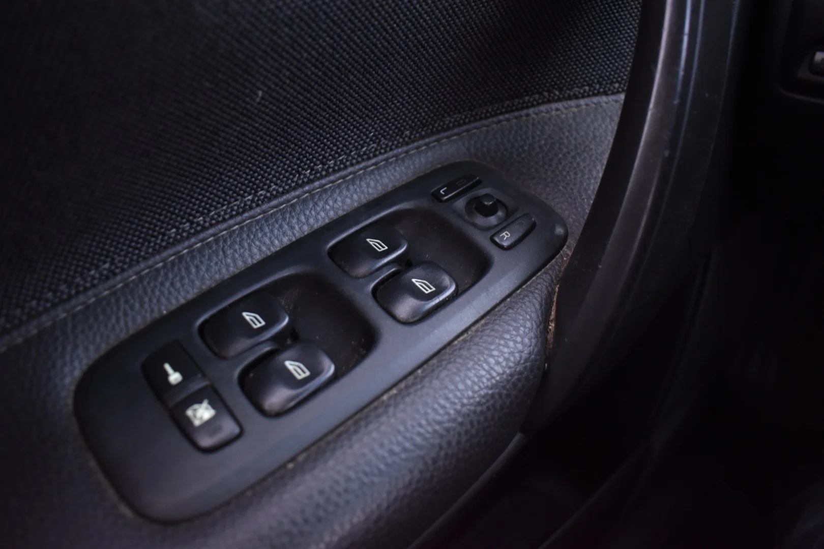 Car Image - 3LC0LFSCbQuk6VWih4UeqN