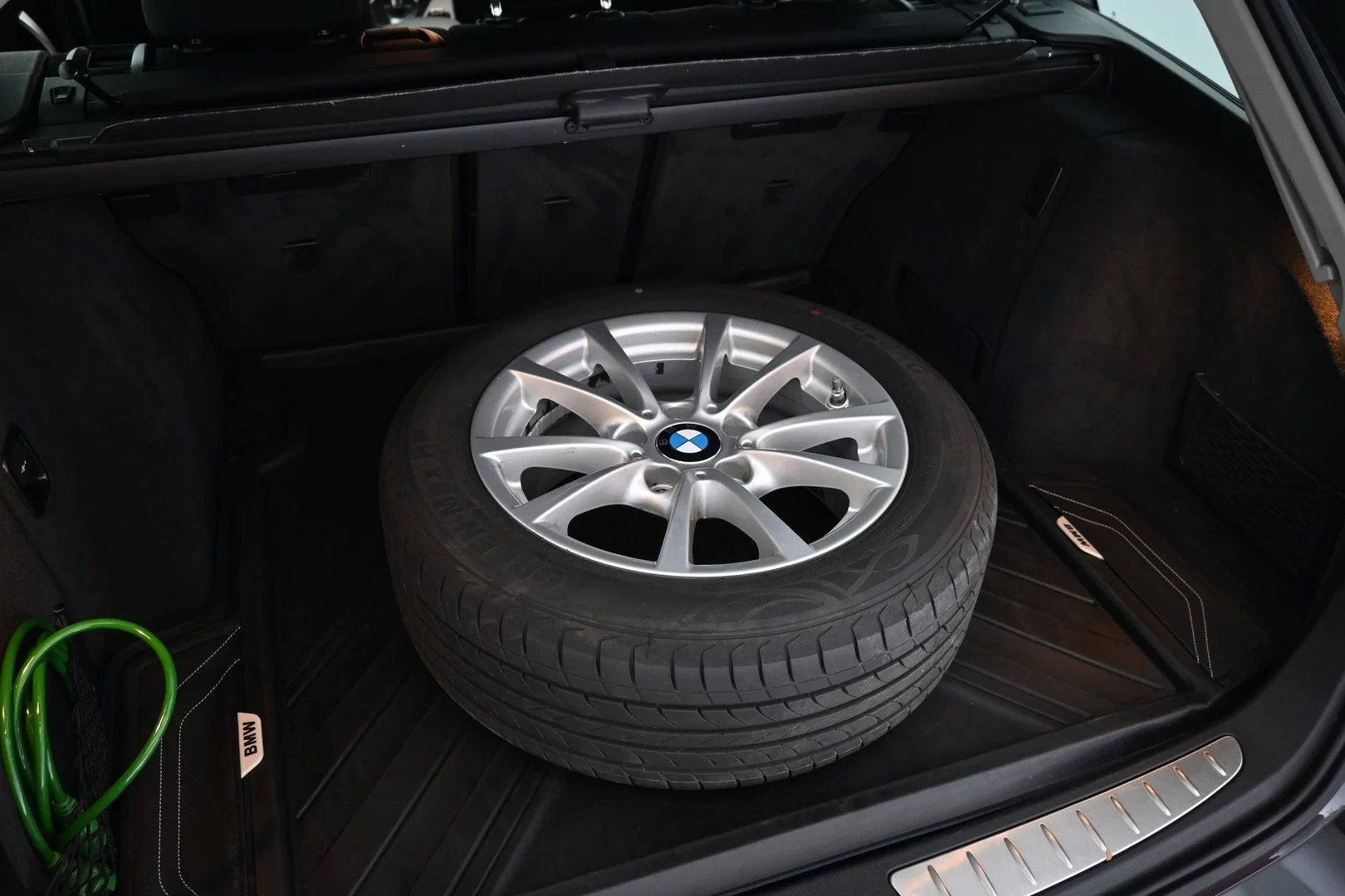 Car Image - 6A6Ha89uHVtjRqRDhjxOmf