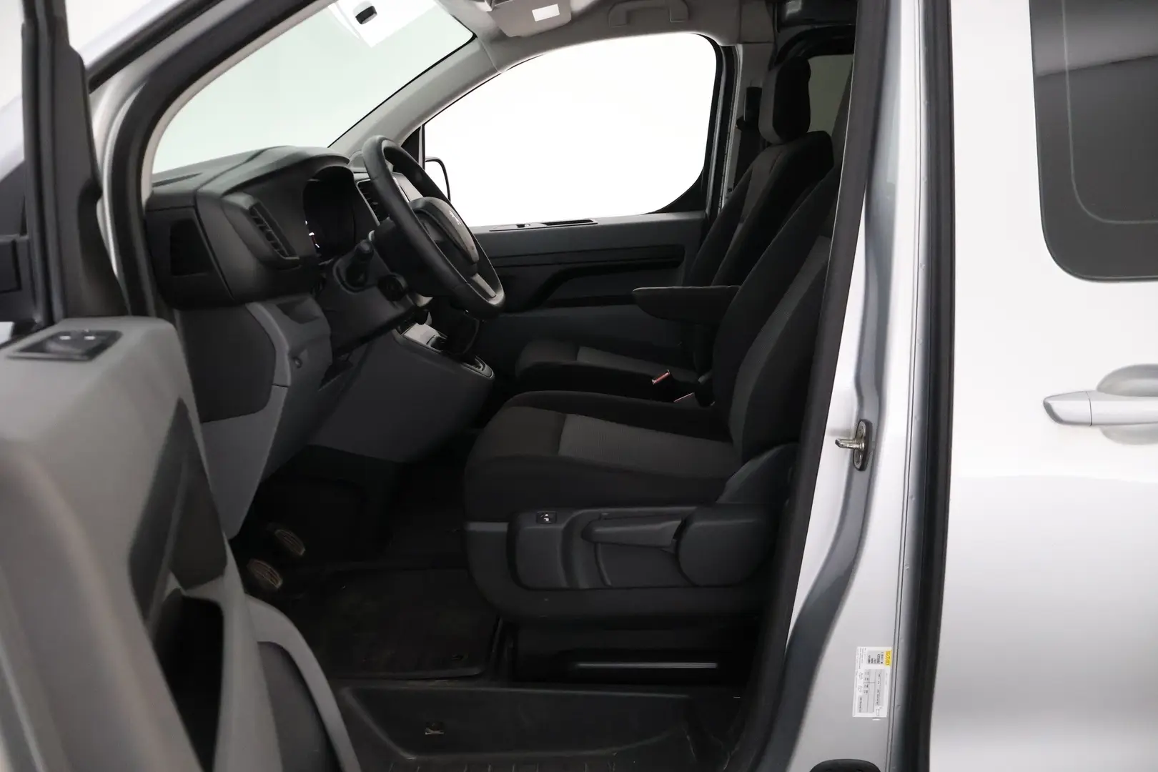 Car Image - 6gx7Bd03c8TBXD7W5N8Zib